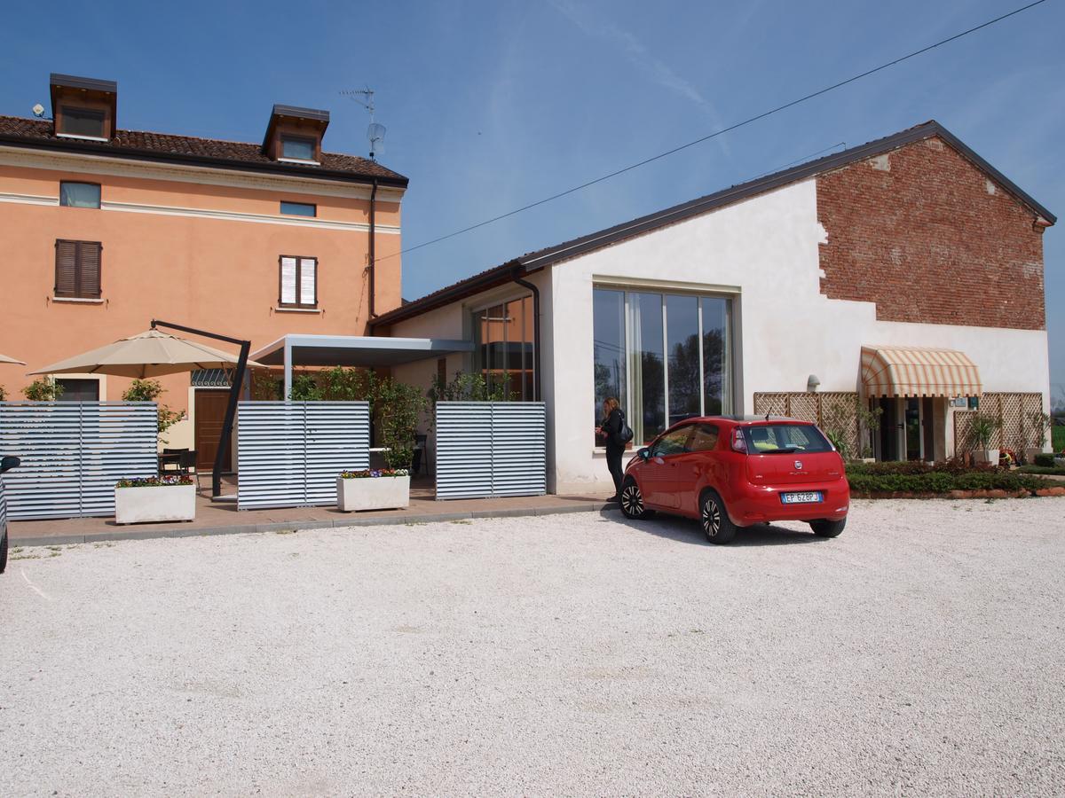 Rivarolo del Re ed Uniti La Cascina Del Soleホステル エクステリア 写真